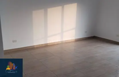 شقة - 2 غرف نوم - 2 حمامات للايجار في ذا كورت ياردز - كمبوندات الشيخ زايد - الشيخ زايد - الجيزة