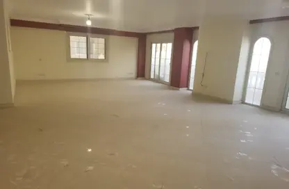 Apartment - 3 Bedrooms - 3 Bathrooms for rent in Zahraa El Maadi - Hay El Maadi - Cairo