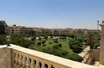 شقة - 2 غرف نوم - 1 حمام للبيع في المنطقة ه - حى جنوب الاكايمية - مدينة القاهرة الجديدة - القاهرة