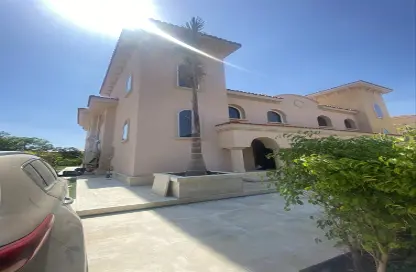 Villa - 4 Bedrooms - 3 Bathrooms for sale in Madinaty - Cairo