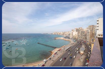 شقة - 3 غرف نوم - 3 حمامات للبيع في ميامي - حي اول المنتزة - الاسكندرية