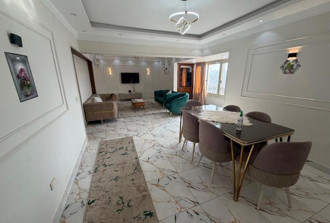 8303705 - Property Main Image