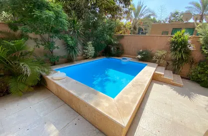 Apartment - 3 Bedrooms - 4 Bathrooms for sale in Sarayat Al Maadi - Hay El Maadi - Cairo