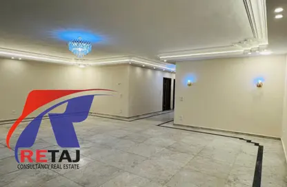شقة - 4 غرف نوم - 3 حمامات للبيع في شارع عباس العقاد - المنطقة الأولى - مدينة نصر - القاهرة