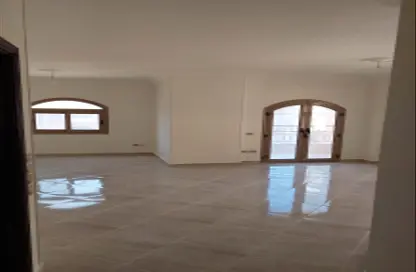 شقة - 3 غرف نوم - 2 حمامات للايجار في المنطقة أ - حى جنوب الاكايمية - مدينة القاهرة الجديدة - القاهرة