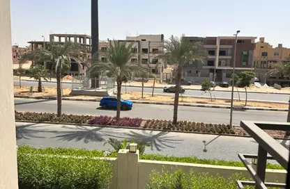 شقة - 3 غرف نوم - 2 حمامات للبيع في فيفث سكوير - التجمع الخامس - مدينة القاهرة الجديدة - القاهرة