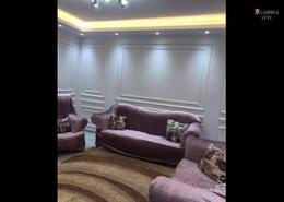 Apartment - 2 bedrooms - 1 bathroom for للبيع in 8th District - Sheikh Zayed City - Giza
