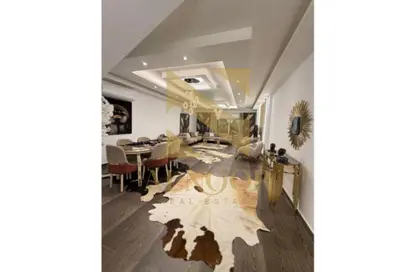 Apartment - 4 Bedrooms - 4 Bathrooms for rent in Continental Residence - Sheikh Zayed Compounds - Sheikh Zayed City - Giza