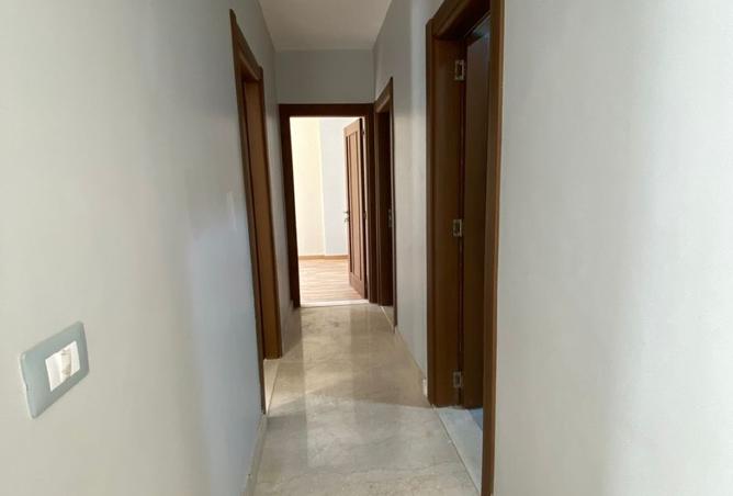 8054272 - Property Image 3