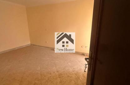 Apartment - 3 Bedrooms - 2 Bathrooms for sale in Al Andalus District - New Cairo City - Cairo