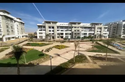 Apartment - 2 Bedrooms - 2 Bathrooms for sale in Hyde Park - 5th Settlement Compounds - The 5th Settlement - New Cairo City - Cairo