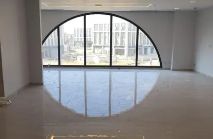 Office Space - Studio - 2 Bathrooms for rent in Mivida - 5th Settlement Compounds - The 5th Settlement - New Cairo City - Cairo