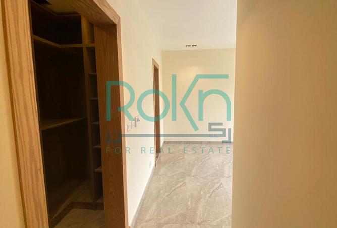 8378211 - Property Image 3