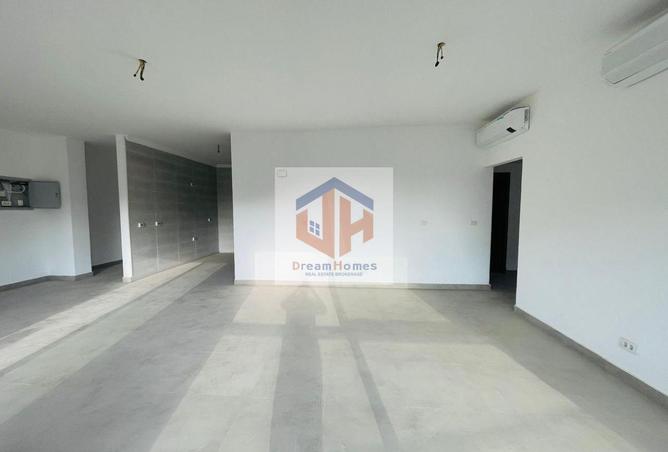 8388068 - Property Image 3