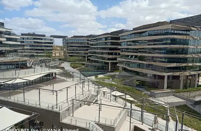 Office Space - Studio - 2 Bathrooms for sale in The Polygon - Sheikh Zayed Compounds - Sheikh Zayed City - Giza