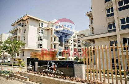 Apartment - 3 Bedrooms - 2 Bathrooms for sale in Mountain View iCity - 5th Settlement Compounds - The 5th Settlement - New Cairo City - Cairo