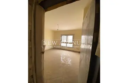 Office Space - Studio - 6 Bathrooms for rent in Ring Road - Zahraa El Maadi - Hay El Maadi - Cairo
