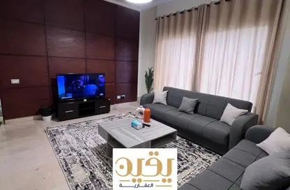 شقة - 1 حمام للايجار في ذا فيلدج - المستثمرين الجنوبية - مدينة القاهرة الجديدة - القاهرة