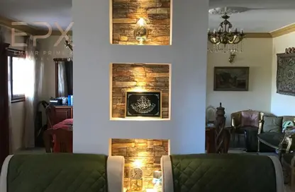 شقة - 3 غرف نوم - 2 حمامات للبيع في شارع البستان - الحي التاسع - الشيخ زايد - الجيزة شقة - 3 غرف نوم - 2 حمامات للبيع في شارع البستان - الحي التاسع - الشيخ زايد - الجيزة