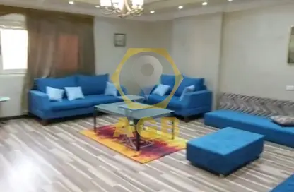 شقة - 2 غرف نوم - 2 حمامات للبيع في شارع شهاب - المهندسين - الجيزة