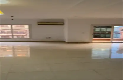 Office Space - Studio - 3 Bathrooms for rent in Mohi Al Din Abou El Ezz St. - Mohandessin - Giza