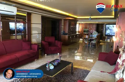 Apartment - 3 Bedrooms - 3 Bathrooms for sale in Port Foad - Port Saeed