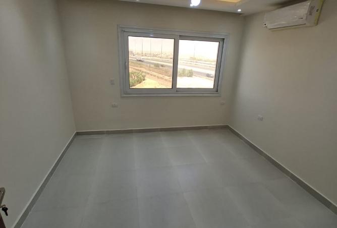 8099530 - Property Image 3