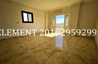 Apartment - 2 Bedrooms - 2 Bathrooms for sale in 11th District - Sheikh Zayed City - Giza