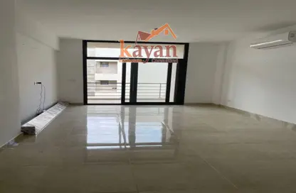 شقة - 3 غرف نوم - 2 حمامات للايجار في مون ريزيدنس - فيفث سكوير - التجمع الخامس - مدينة القاهرة الجديدة - القاهرة
