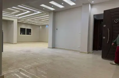 Villa - 6 Bedrooms - 3 Bathrooms for rent in El Rehab Extension - Al Rehab - New Cairo City - Cairo