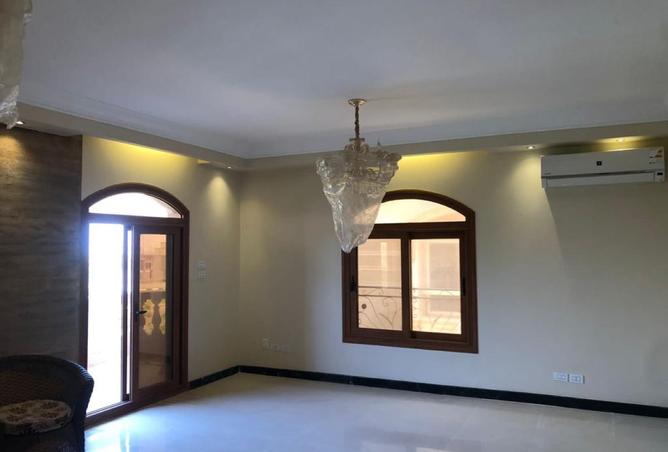 8220400 - Property Image 3