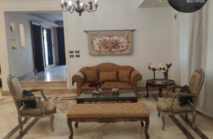 Villa - 5 Bedrooms - 4 Bathrooms for rent in Street 10 - Greens - 6th District - Sheikh Zayed City - Giza