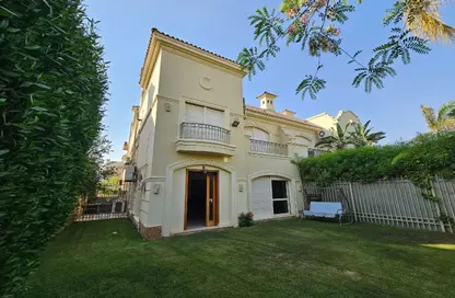 فيلا - 3 غرف نوم - 4 حمامات للايجار في كمبوندات الشروق - مدينة الشروق - القاهرة