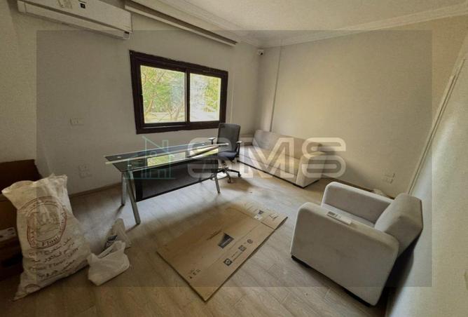 8300465 - Property Image 2