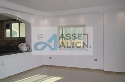 Apartment - 3 Bedrooms - 2 Bathrooms for rent in Al Sadat Axis - The 1st Settlement - New Cairo City - Cairo