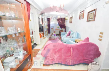 Apartment - 3 Bedrooms - 1 Bathroom for sale in El Gaish Road - Miami - Hay Awal El Montazah - Alexandria