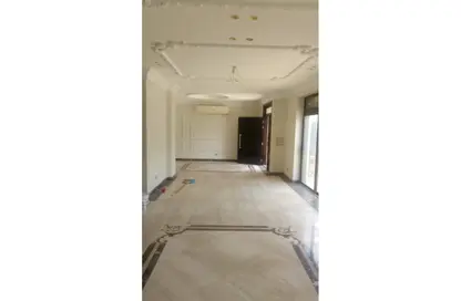 Villa - 4 Bedrooms - 4 Bathrooms for rent in The Courtyard - 12th District - Sheikh Zayed City - Giza