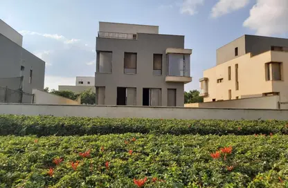 Townhouse - 4 Bedrooms - 4 Bathrooms for sale in Mivida - 5th Settlement Compounds - The 5th Settlement - New Cairo City - Cairo
