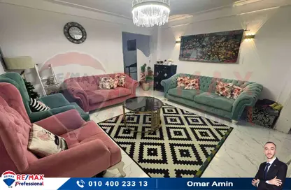 Apartment - 3 Bedrooms - 1 Bathroom for sale in Al Geish Road - Camp Chezar - Hay Wasat - Alexandria