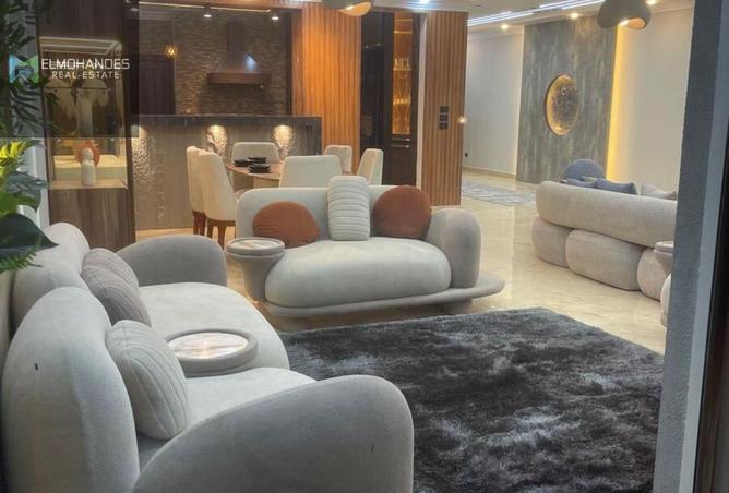 8518131 - Property Image 2