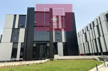 Office Space - Studio - 3 Bathrooms for sale in Hyde Park Business District Mall - South Teseen St. - The 5th Settlement - New Cairo City - Cairo