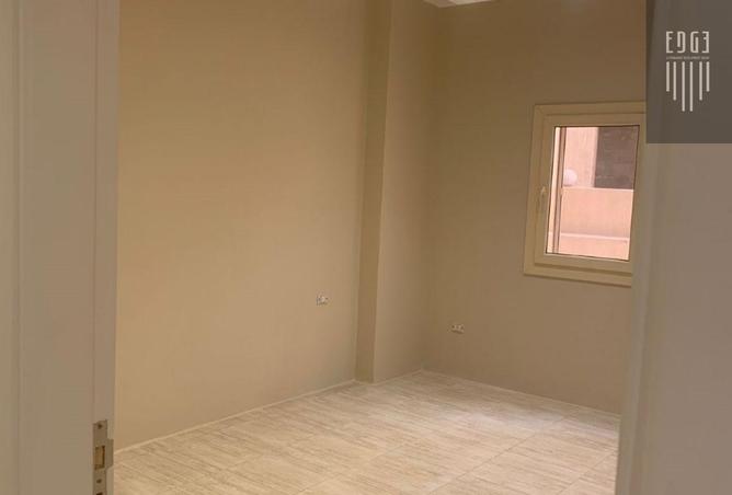 8411289 - Property Image 3