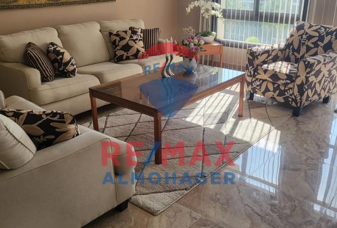 8004919 - Property Image 3