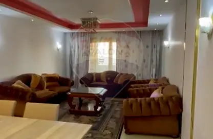 شقة - 3 غرف نوم - 1 حمام للايجار في سموحة - حي شرق - الاسكندرية