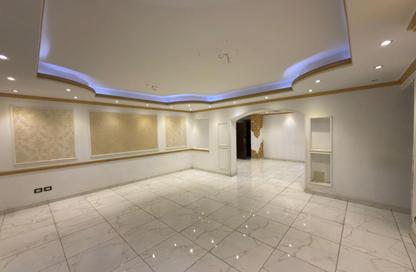 Apartment - 3 Bedrooms - 3 Bathrooms for rent in 10th Sector - Zahraa El Maadi - Hay El Maadi - Cairo