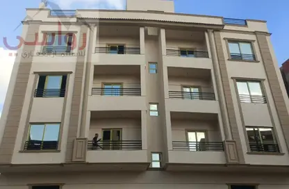 Apartment - 6 Bedrooms - 4 Bathrooms for sale in El Narges Buildings - Al Narges - New Cairo City - Cairo