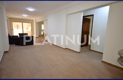 Apartment - 2 Bedrooms - 1 Bathroom for rent in Grand Ville Smouha St. - Smouha - Hay Sharq - Alexandria