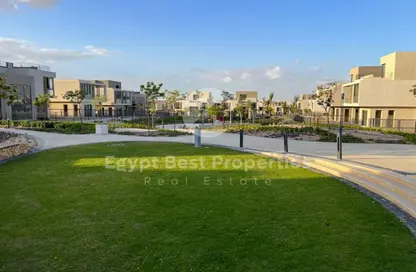فيلا - 3 غرف نوم - 4 حمامات للبيع في سوديك ايست - الحي السادس - هليوبوليس الجديدة - القاهرة