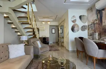 (بنتهاوس (روف - 3 غرف نوم - 2 حمامات للبيع في فيفث سكوير - التجمع الخامس - مدينة القاهرة الجديدة - القاهرة (بنتهاوس (روف - 3 غرف نوم - 2 حمامات للبيع في فيفث سكوير - التجمع الخامس - مدينة القاهرة الجديدة - القاهرة