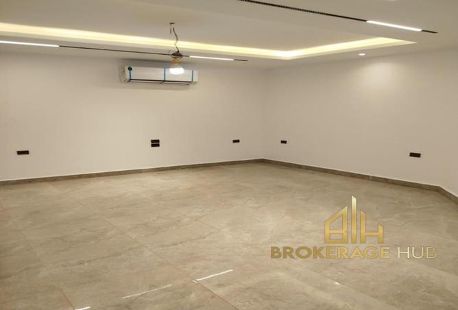 8286244 - Property Image 2